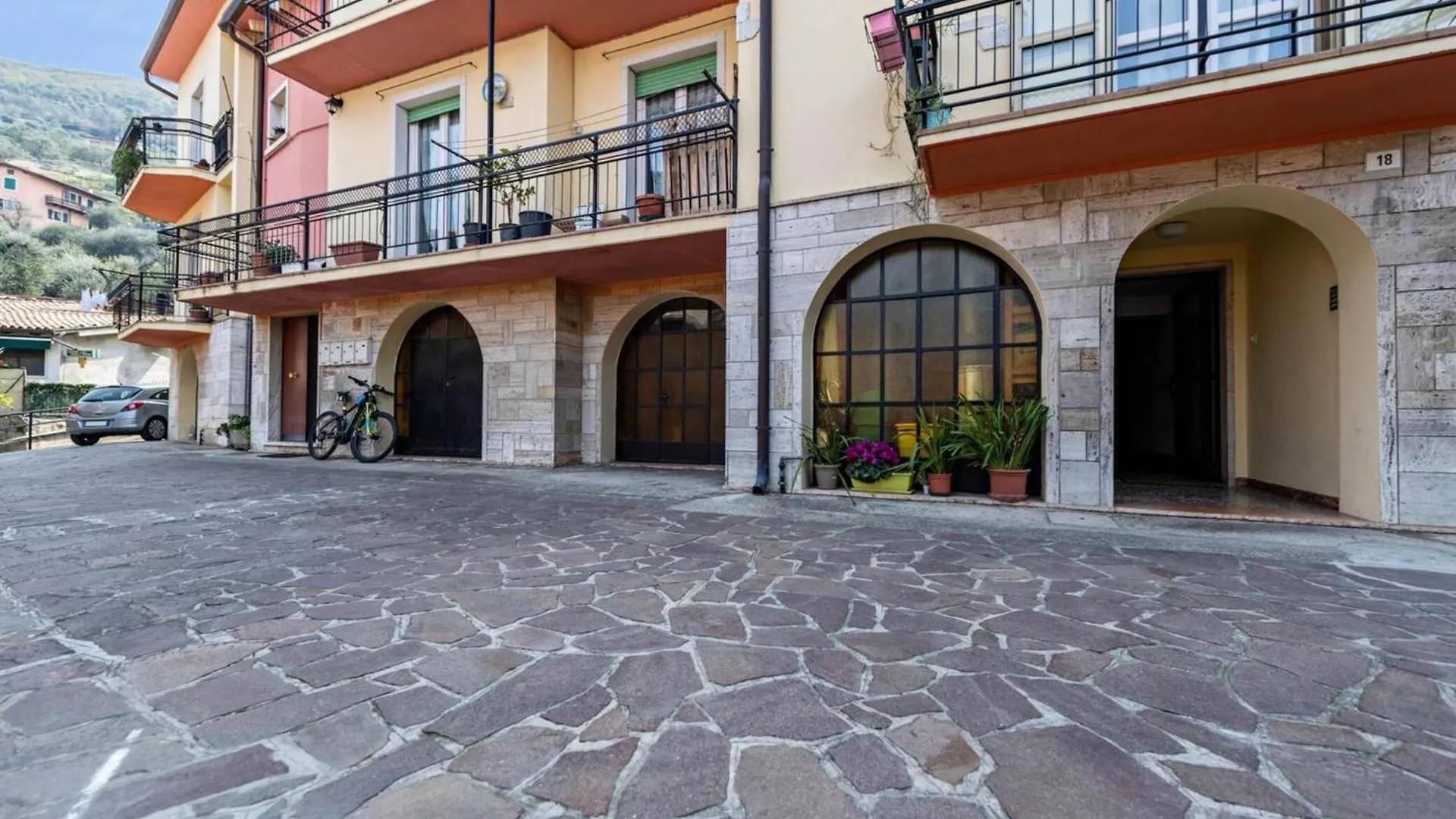 Ferienwohnung La Casa Di Martin Castelletto Di Brenzone Apartment